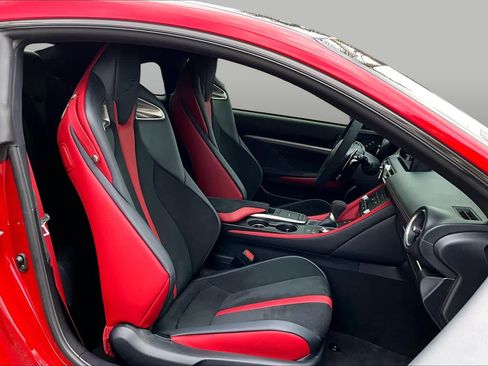 Used 2025 Lexus RC F Final Edition RWD image 9