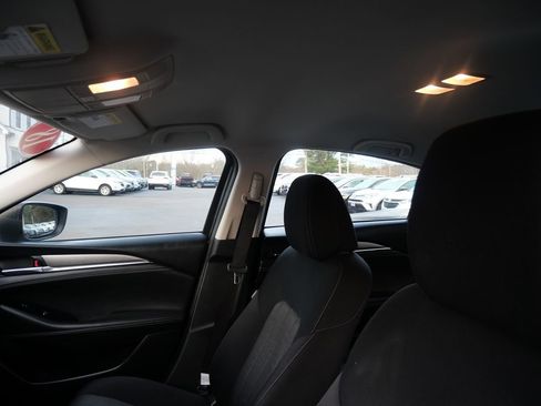 Used 2018 MAZDA MAZDA6 Sport image 11