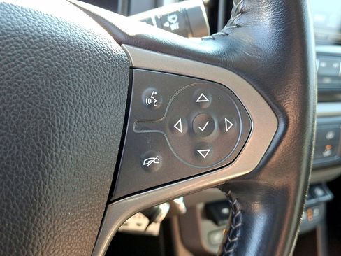 Used 2018 Chevrolet Colorado Z71 AWD/4WD image 24