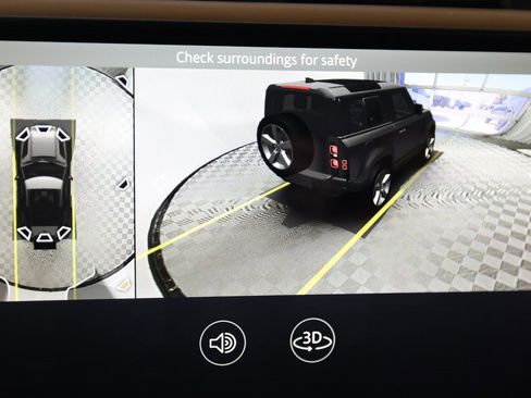 Used 2024 Land Rover Defender 90 V8 image 29