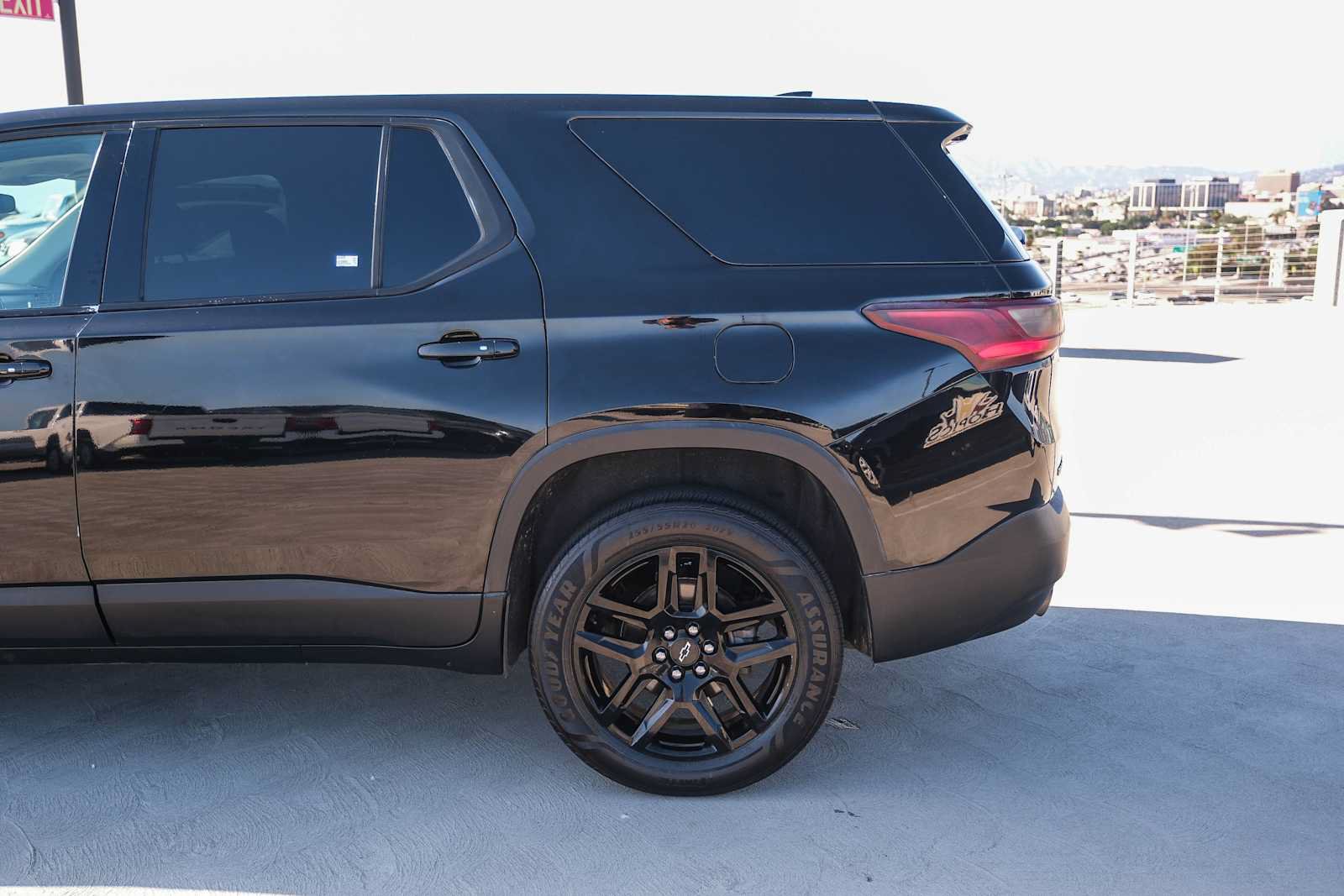 Used 2020 Chevrolet Traverse LS w/ LPO, Black Accent Package FWD image 8