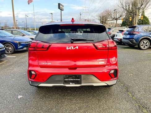 Certified 2022 Kia Niro LX image 7