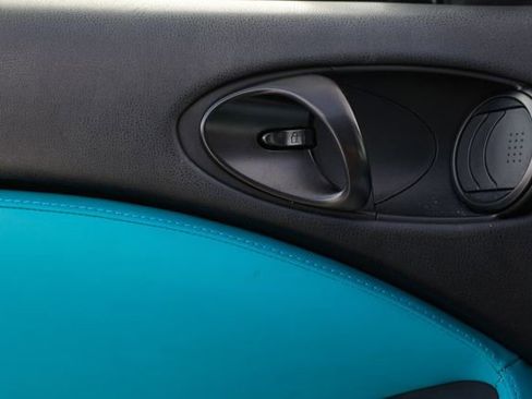 Used 2020 Nissan 370Z NISMO image 44