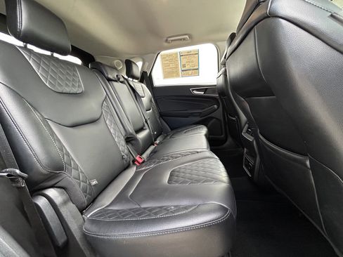 Used 2023 Ford Edge Titanium image 18