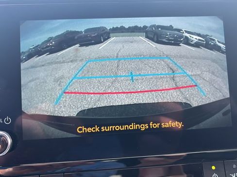Used 2025 Toyota Highlander XSE AWD/4WD image 25