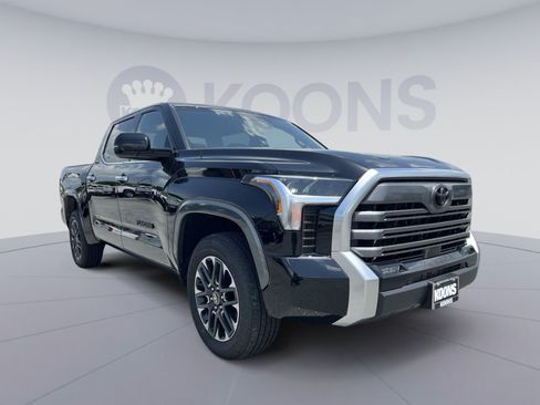 Used 2026 Toyota Tundra Limited AWD/4WD image 10