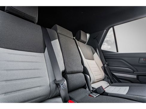 Used 2025 Toyota 4Runner TRD Off-Road image 27