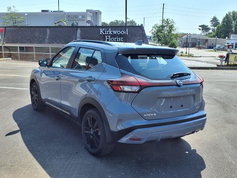 Used 2024 Nissan Kicks SR w/ SR Premium Package FWD image 26