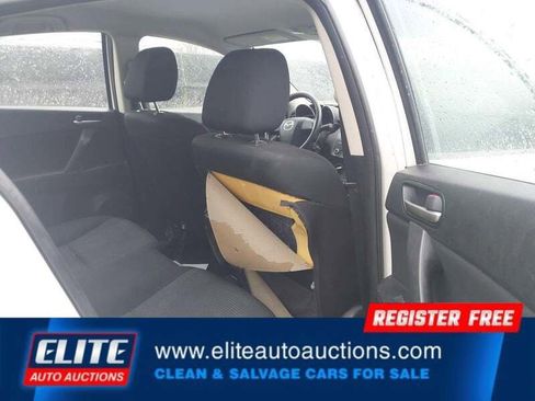 Used 2012 MAZDA MAZDA3 i Sport image 15