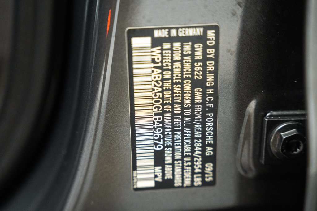 Used 2016 Porsche Macan S AWD/4WD image 34