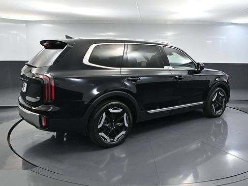 Used 2023 Kia Telluride EX X-Line AWD/4WD image 4