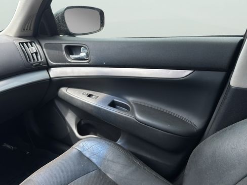 Used 2012 INFINITI G37 Journey w/ Premium Pkg RWD image 17