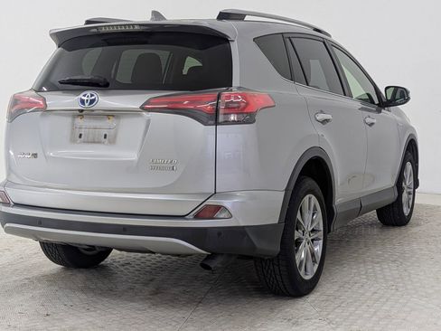 Used 2017 Toyota RAV4 Limited image 9