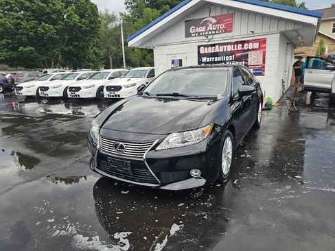 Used 2015 Lexus ES 350 w/ Luxury Package FWD image 4