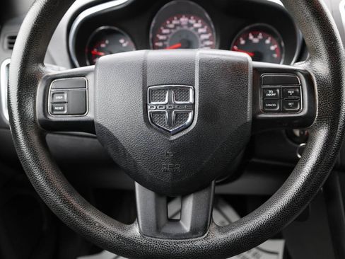 Used 2014 Dodge Avenger SE FWD image 18