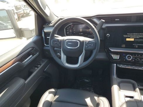 New 2026 GMC Sierra 2500 Denali w/ Denali Reserve Package AWD/4WD image 14