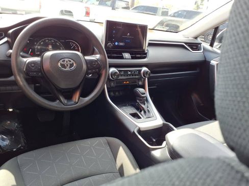 Certified 2025 Toyota RAV4 XLE w/ Convenience Package AWD/4WD image 9