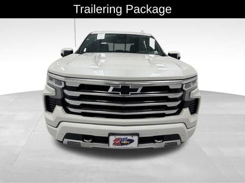 Certified 2023 Chevrolet Silverado 1500 High Country w/ High Country Premium Package image 9