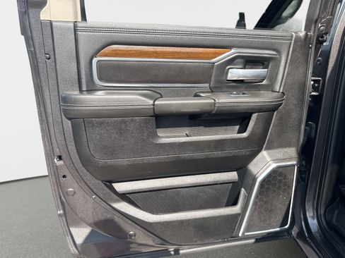 Used 2024 RAM 2500 Laramie w/ Safety Group AWD/4WD image 11