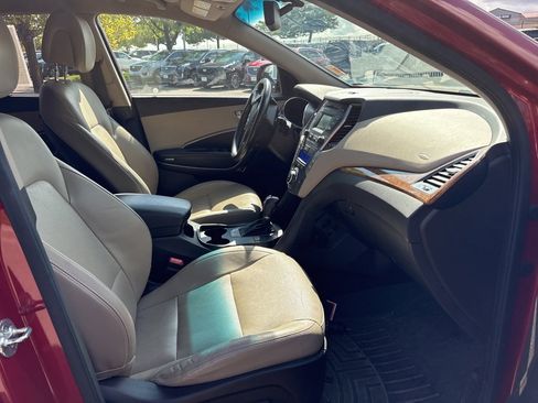 Used 2015 Hyundai Santa Fe Limited image 19
