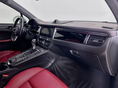 Used 2020 Porsche Macan S image 31