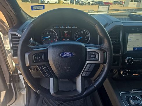 Used 2020 Ford Expedition XLT RWD image 15