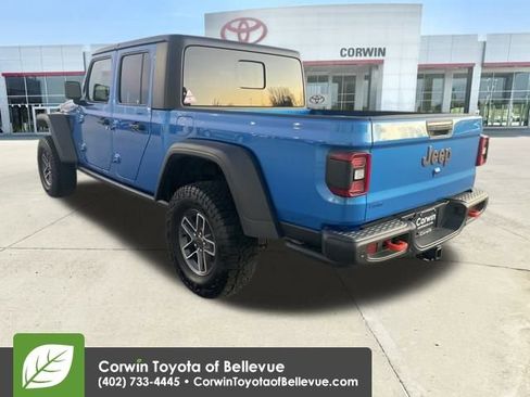 Used 2024 Jeep Gladiator Mojave w/ Technology Group image 3