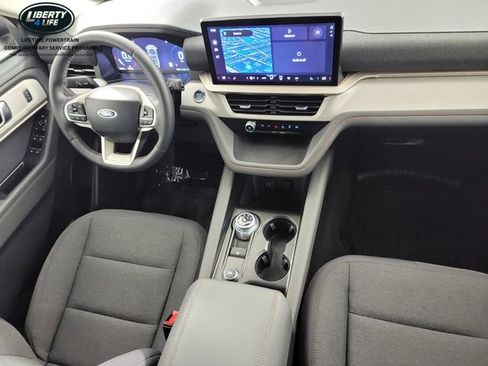 Used 2026 Ford Explorer Active AWD/4WD image 36