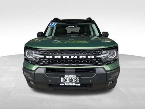 Used 2025 Ford Bronco Sport Outer Banks w/ Outer Banks Tech Package+ AWD/4WD image 2