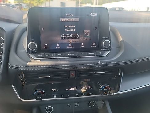 Used 2022 Nissan Rogue SV FWD image 10