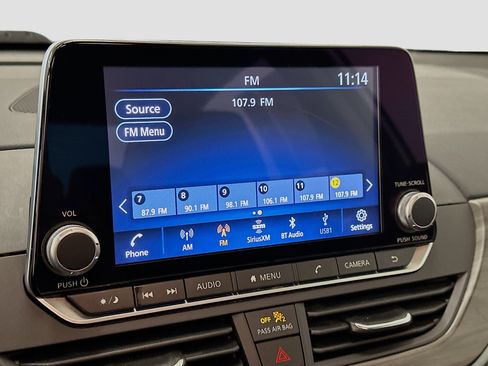 Used 2024 Nissan Altima 2.5 SV image 21