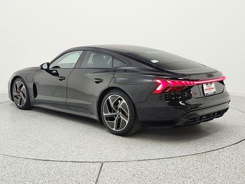 Used 2024 Audi RS e-tron GT image 7