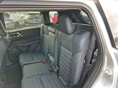 New 2026 Mitsubishi Outlander SE FWD image 59