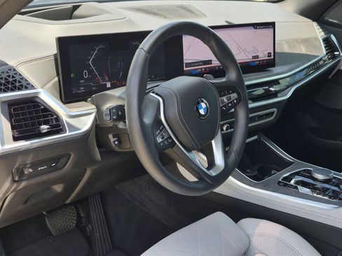 Certified 2024 BMW X5 xDrive40i w/ Premium Package AWD/4WD image 12
