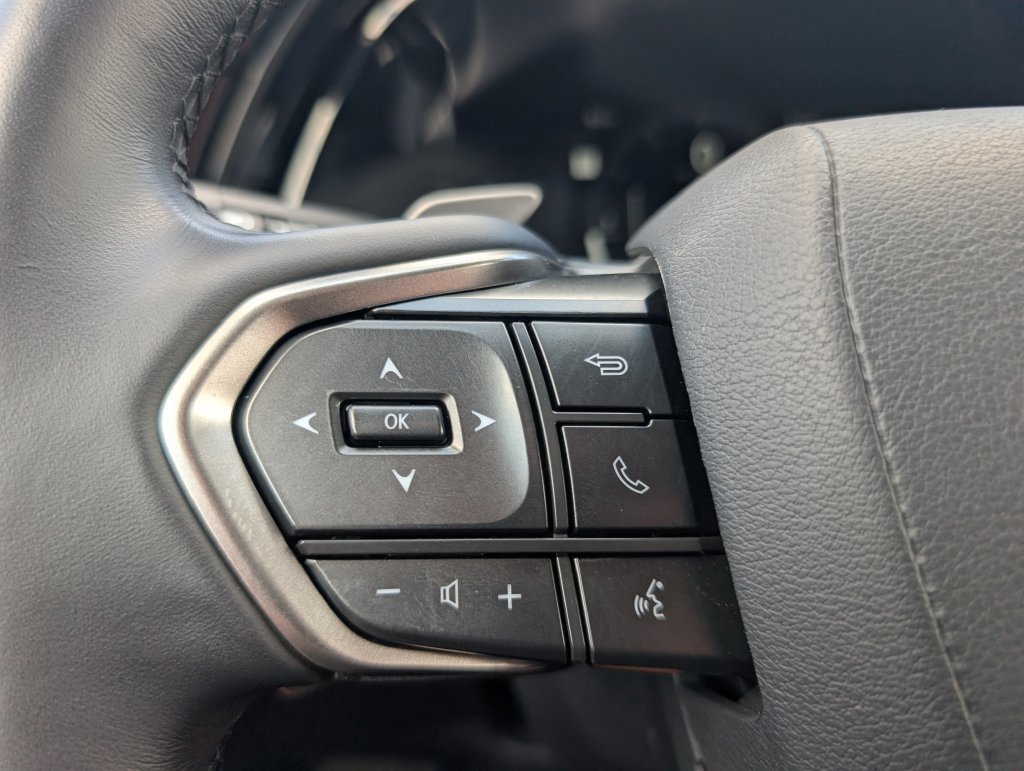 Used 2025 Lexus RX 350 Premium Plus w/ Accessory Package (Z1) FWD image 18