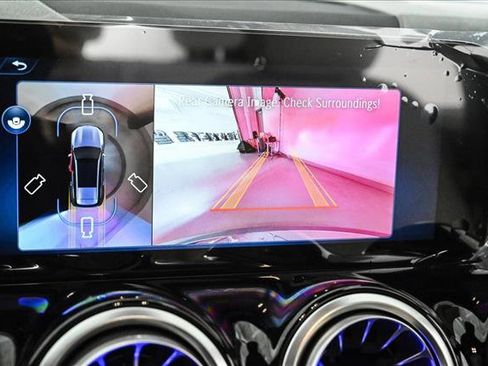 New 2026 Mercedes-Benz GLB 250 4MATIC image 15