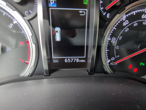 Used 2021 Toyota 4Runner Nightshade image 15