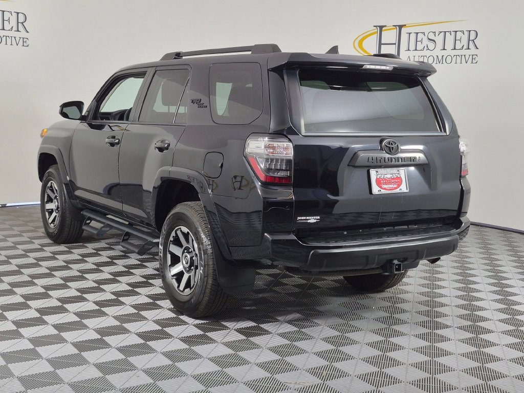 Used 2021 Toyota 4Runner TRD Off-Road AWD/4WD image 5