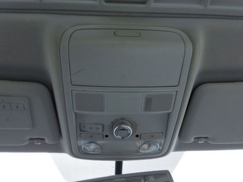 Used 2013 Volkswagen Passat TDI SEL Premium image 18