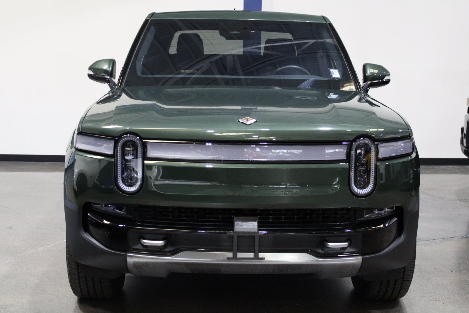 Used 2023 Rivian R1T Adventure Quad AWD/4WD image 4