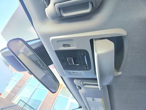 Used 2021 Toyota Camry SE image 29