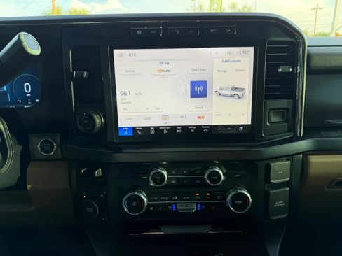 Used 2023 Ford F350 Lariat w/ Lariat Ultimate Package AWD/4WD image 15