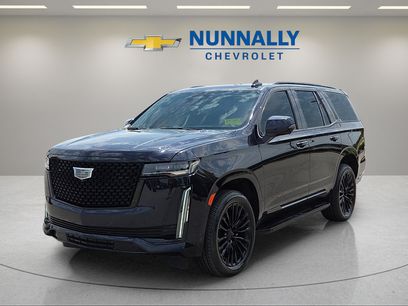 Used 2022 Cadillac Escalade Luxury w/ LPO, Illumination Package