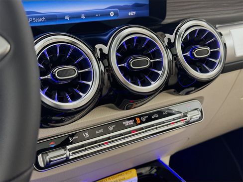 New 2026 Mercedes-Benz GLB 250 GLB 250 image 16