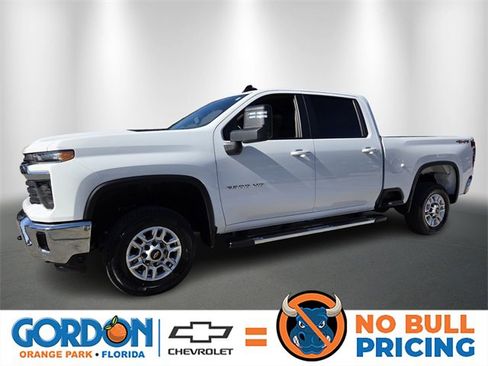 Used 2025 Chevrolet Silverado 2500 LT w/ Convenience Package image 1
