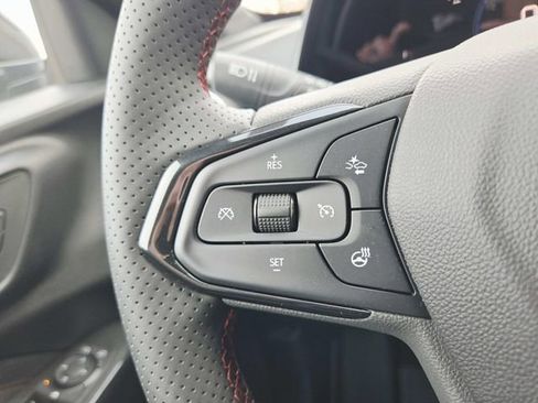 New 2026 Chevrolet Trax RS w/ Sunroof Package FWD image 18