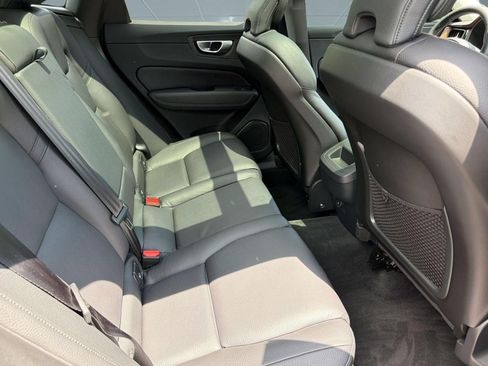 Certified 2024 Volvo XC60 B5 Plus w/ Protection Package Premier AWD/4WD image 28