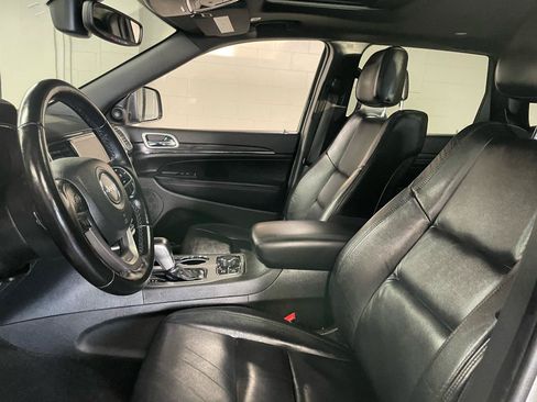 Used 2021 Jeep Grand Cherokee Limited AWD/4WD image 11