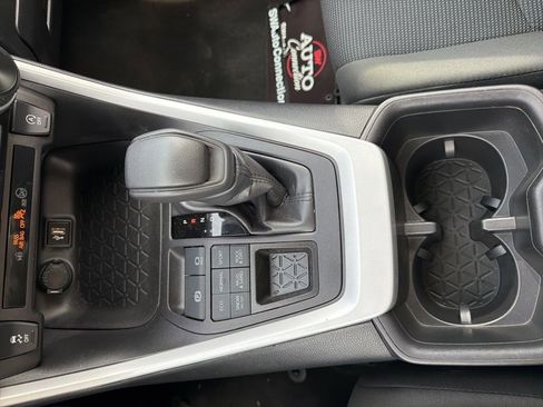 Used 2024 Toyota RAV4 LE image 34