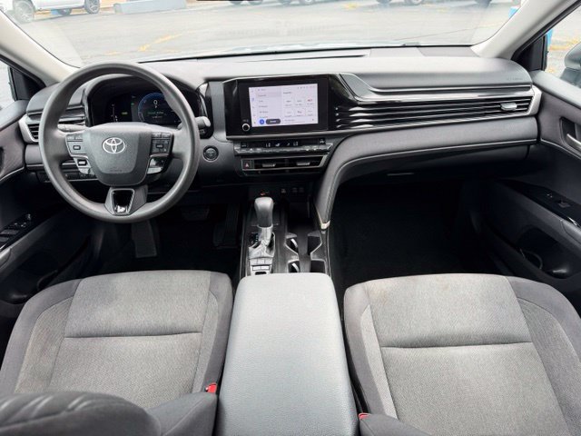 Used 2025 Toyota Camry LE FWD image 36